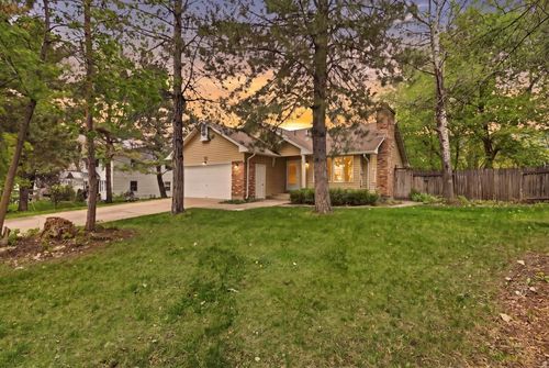 160 N 100 E, Hyde Park, UT, 84318-3130 | Card Image