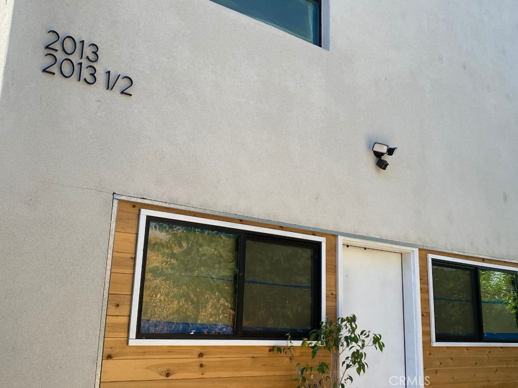 Residential Income in Los Angeles 4