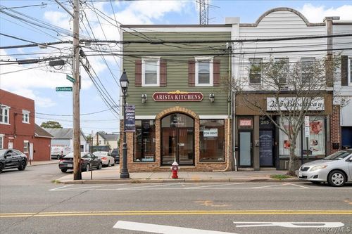 281 Broadway, Bethpage, NY, 11714-3706 | Card Image