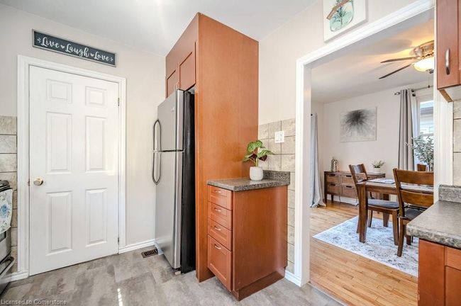 22 Simcoe St, House other with 3 bedrooms, 2 bathrooms and 2 parking in Guelph ON | Image 17