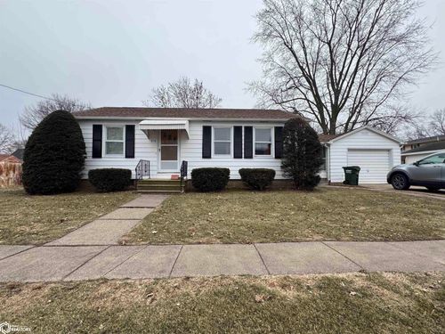 816 Valley St, Mediapolis, IA, 52637-7762 | Card Image