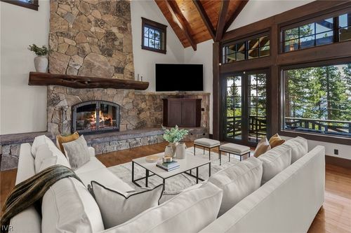 527 Sugarpine Dr, Incline Village, NV, 89451-8412 | Card Image