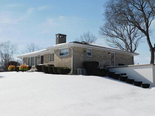 1440 S Jackson St, Salem, IN, 47167-9777 | Card Image