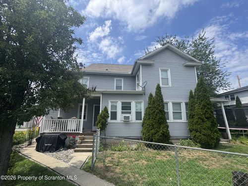 321 Small Street, BLAKELY, PA, 18452 | Card Image