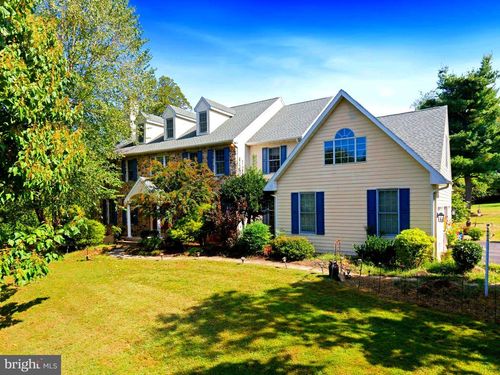 101 Bellefair Ln, WEST CHESTER, PA, 19382-8262 | Card Image