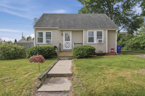 40 Mcguigan Ave, Manchester, NH, 03103-3724 | Card Image