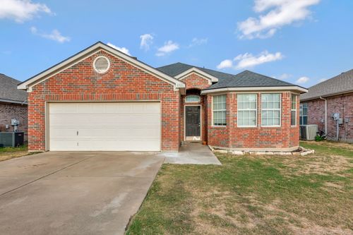 6521 Waterhill Ln, Fort Worth, TX, 76179-4196 | Card Image