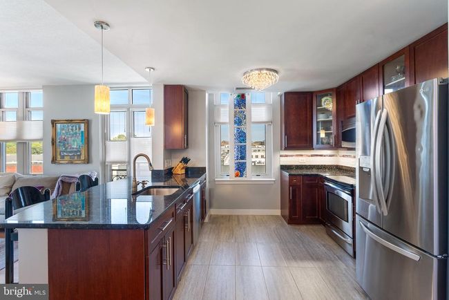 UNIT-903 - 155 Potomac Psge, Condo with 2 bedrooms, 2 bathrooms and null parking in OXON HILL MD | Image 25