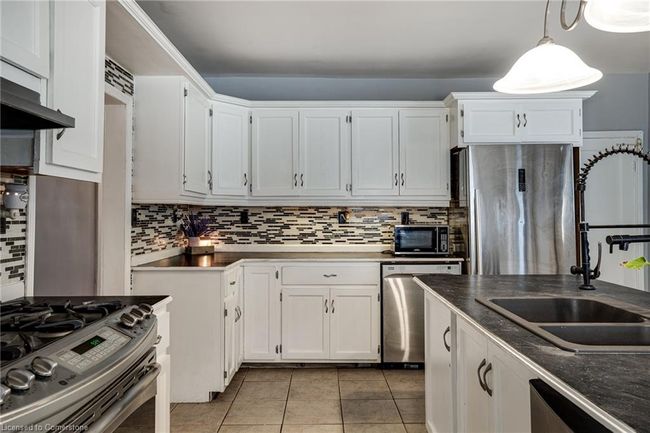 628 Dunn Ave, House other with 4 bedrooms, 2 bathrooms and 5 parking in Hamilton ON | Image 12