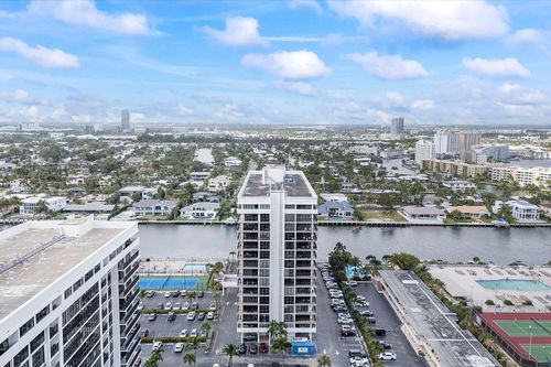 apt-307-2017 S Ocean Dr, Hallandale Beach, FL, 33009-6626 | Card Image