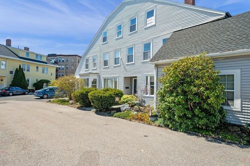 3-12-16 Landon Cir, Lynn, MA, 01902-2519 | Card Image
