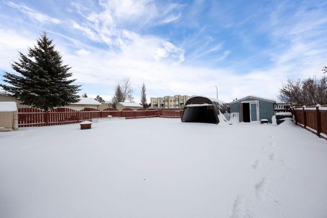 137 Parmenter Cres, House other with 5 bedrooms, 2 bathrooms and 2 parking in Fort Mcmurray AB | Image 29