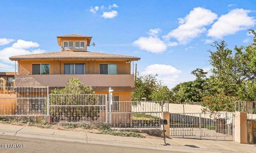 304 Fifth St, Sunland Park, NM, 88063-9248 | Card Image