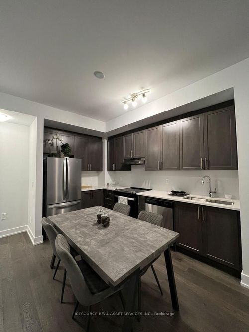 l119-9570 Islington Ave, Vaughan, ON, L4H5E8 | Card Image