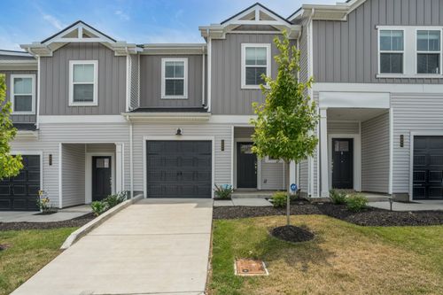 4689 Ridge Bend Dr, Nashville, TN, 37207-3082 | Card Image