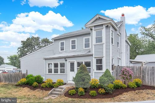 27 Maple St, GETTYSBURG, PA, 17325-7817 | Card Image