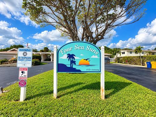 203-410 Ne 17th Ave, Boynton Beach, FL, 33435-2592 | Card Image