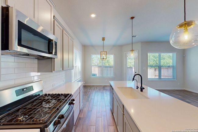 UNIT-17 - 5843 Whitby Rd, House other with 3 bedrooms, 3 bathrooms and null parking in San Antonio TX | Image 13