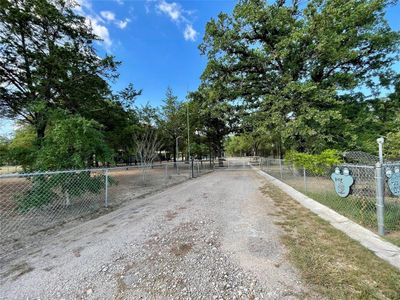 Entrance Gate | Image 1