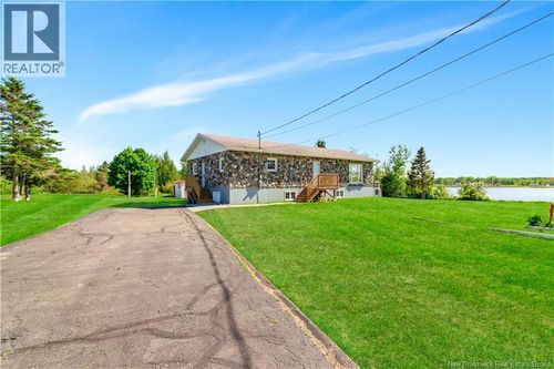 1915 Rte 133, Grand Barachois, NB, E4P8S7 | Card Image