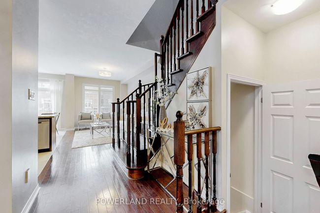 111 Spruce Pine Cres, House attached with 3 bedrooms, 3 bathrooms and 2 parking in Vaughan ON | Image 5