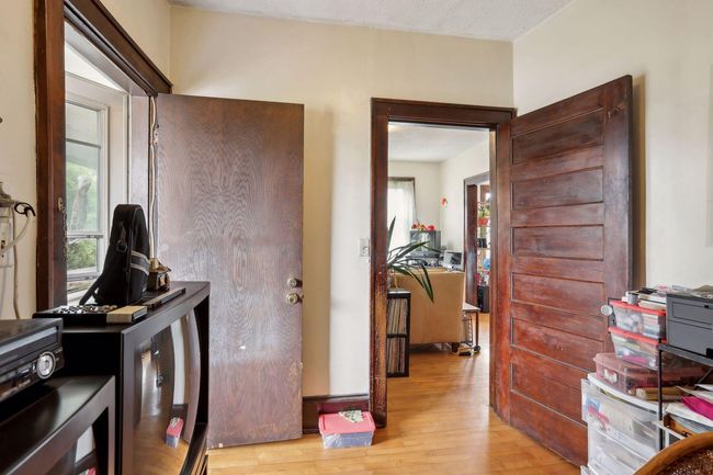 Unit 2 - 3048 13th Ave S (upper level) | Image 26