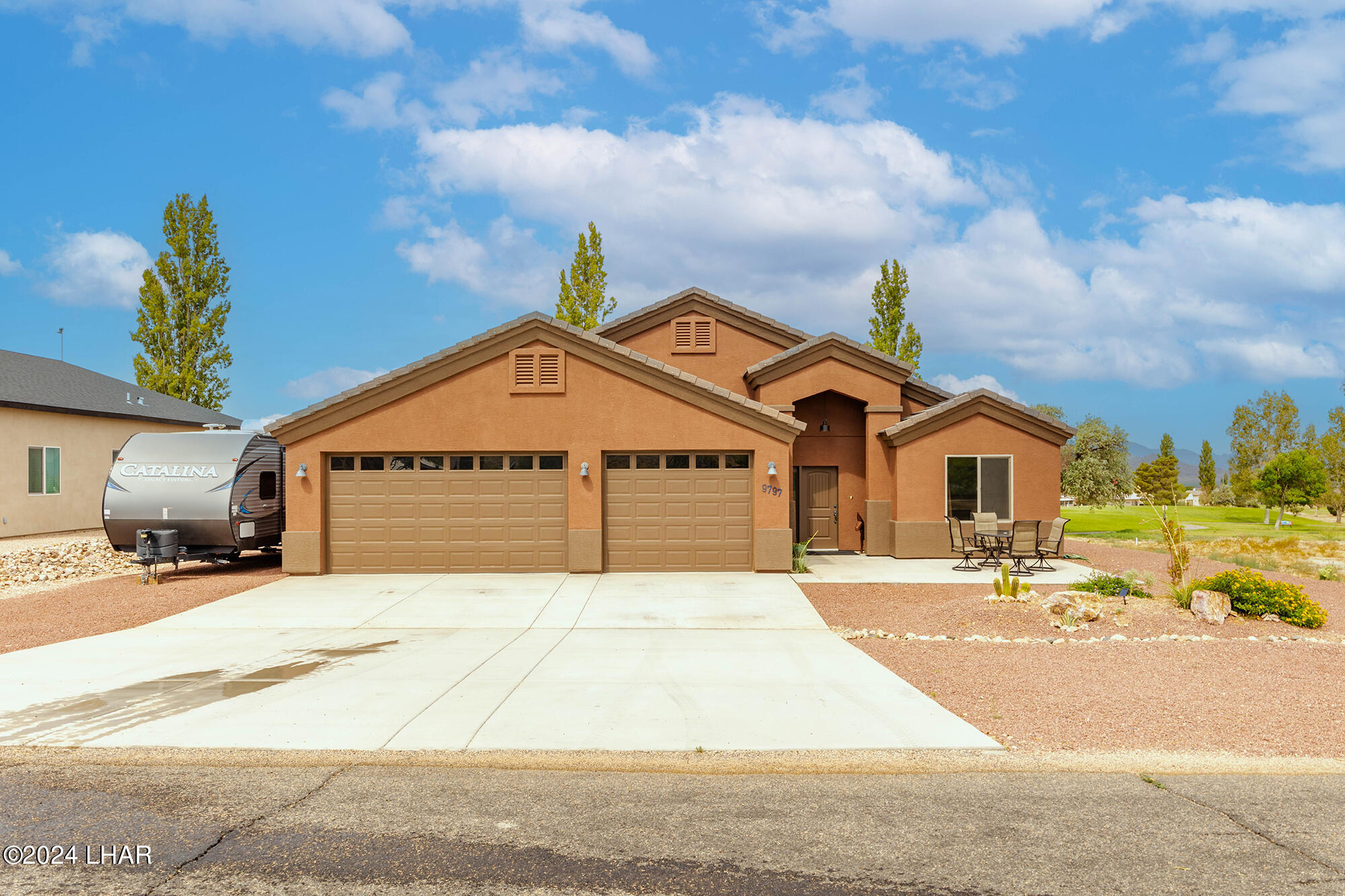 Vista Dr, Kingman, AZ 86401