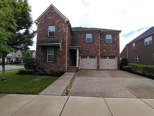 5001 Laughing Brook Ln, Franklin, TN, 37064-1633 | Card Image