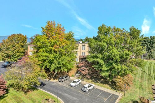 unit-210-4621 Heather Dr Sw, Roanoke, VA, 24018 | Card Image