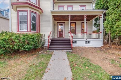 32 High St, Blairstown, NJ, 07825 | Card Image