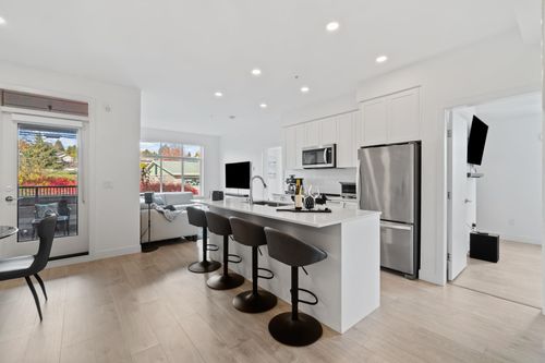 301-808 Gauthier Ave, Coquitlam, BC, V3K0H1 | Card Image