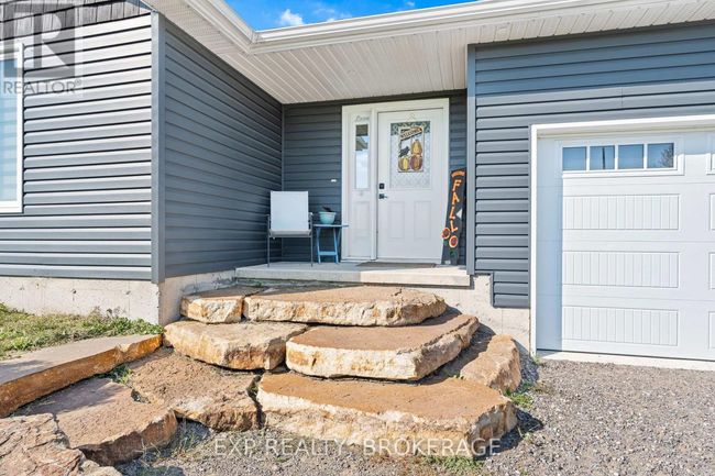 59 Bullfrog Bay Rd, House other with 3 bedrooms, 3 bathrooms and 6 parking in Lansdowne ON | Image 6