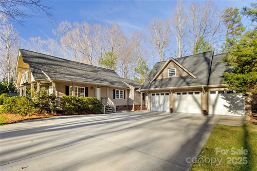 111 Lake Rd, Stanley, NC, 28164-2312 | Card Image