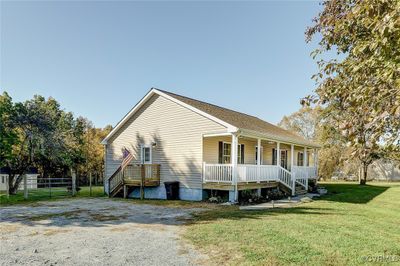 5070 Paynes Mill Road, House other with 3 bedrooms, 2 bathrooms and null parking in Bumpass VA | Image 2