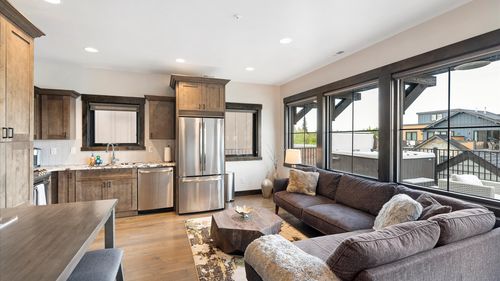 ste-302-317 Central Ave, Whitefish, MT, 59937-2674 | Card Image