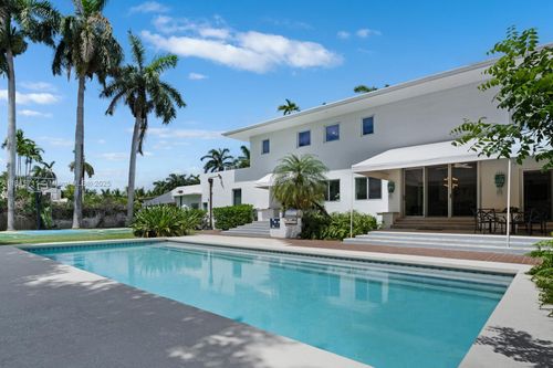 114 3rd San Marino Ter, Miami Beach, FL, 33139-1124 | Card Image