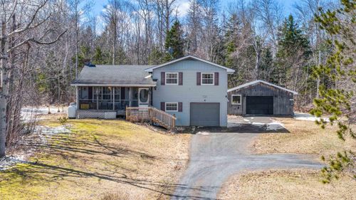 743 3 Brooks Rd, Central Caribou, NS, B0K1H0 | Card Image