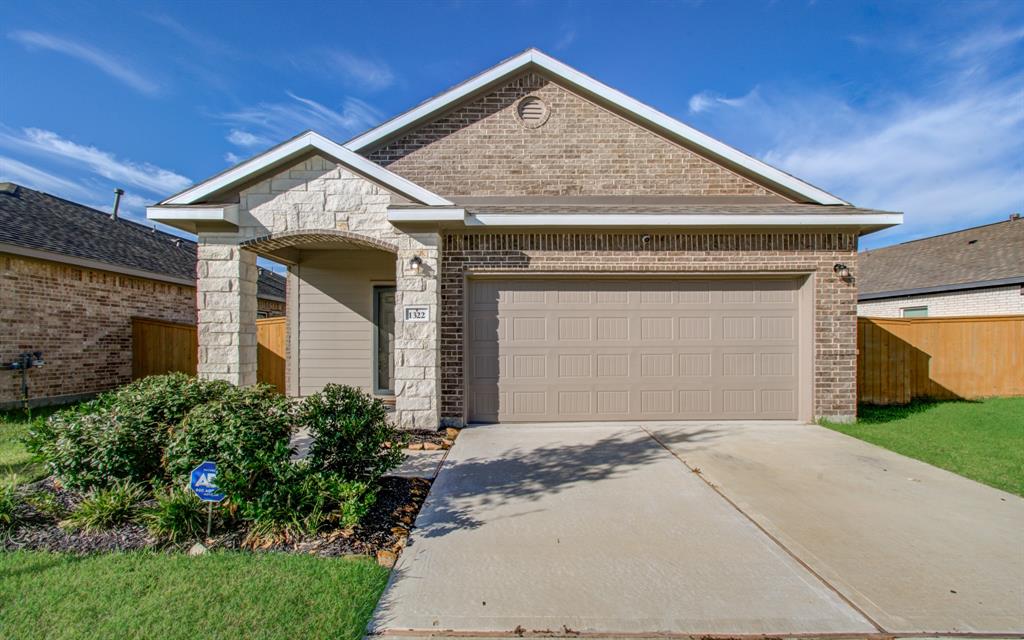 Ponderosa Pine Dr, Rosharon, TX 77583