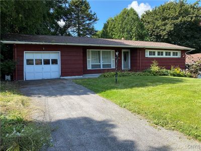 109 Camillus Park Drive, House other with 3 bedrooms, 1 bathrooms and null parking in Camillus NY | Image 3