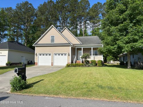 328 Lakemere Dr, New Bern, NC, 28562-8926 | Card Image