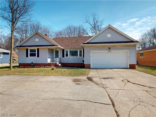 4503 Clague Rd, North Olmsted, OH, 44070-2311 | Card Image