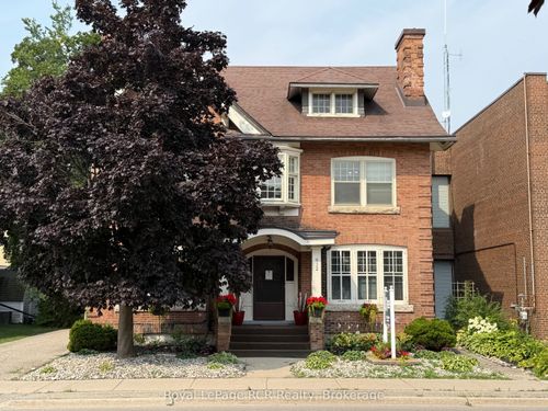 912 2nd Ave W, Owen Sound, ON, N4K4M7 | Card Image