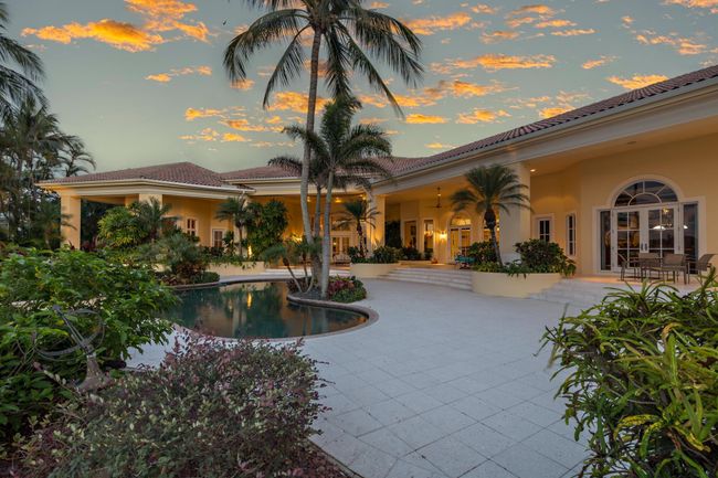 19223 Riverside Dr, House other with 5 bedrooms, 6 bathrooms and null parking in Tequesta FL | Image 74