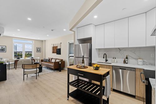 5-l-29-01 4th Street, New York City, NY, 11102 | Card Image