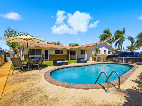 a-and-b-451 Se 1st Ave, Pompano Beach, FL, 33060-7104 | Card Image