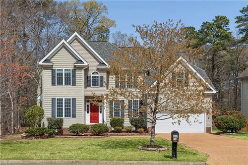 208 Tabb Ln, Yorktown, VA, 23693-3532 | Card Image
