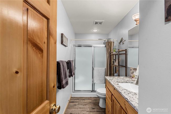 Main Level Full Bath | Image 20