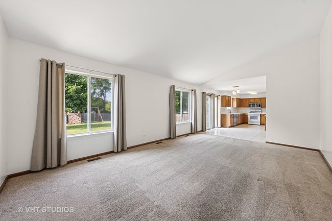2664 Stuart Kaplan Dr, House other with 3 bedrooms, 3 bathrooms and 4 parking in Aurora IL | Image 15