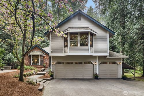 20525 Ne 68th Street, Redmond, WA, 98053 | Card Image