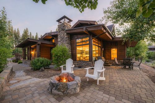 10108 Sagebrush Ct, Truckee, CA, 96161-2008 | Card Image